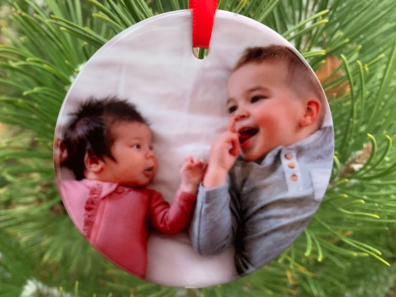 Picture ornament perfect for girlfriend, boyfriend, parents or grandparents!